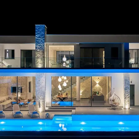 Koa Villa-luxury In With Own 지아로바